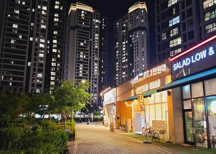Apartment Yeongdeungpo Full Options House *